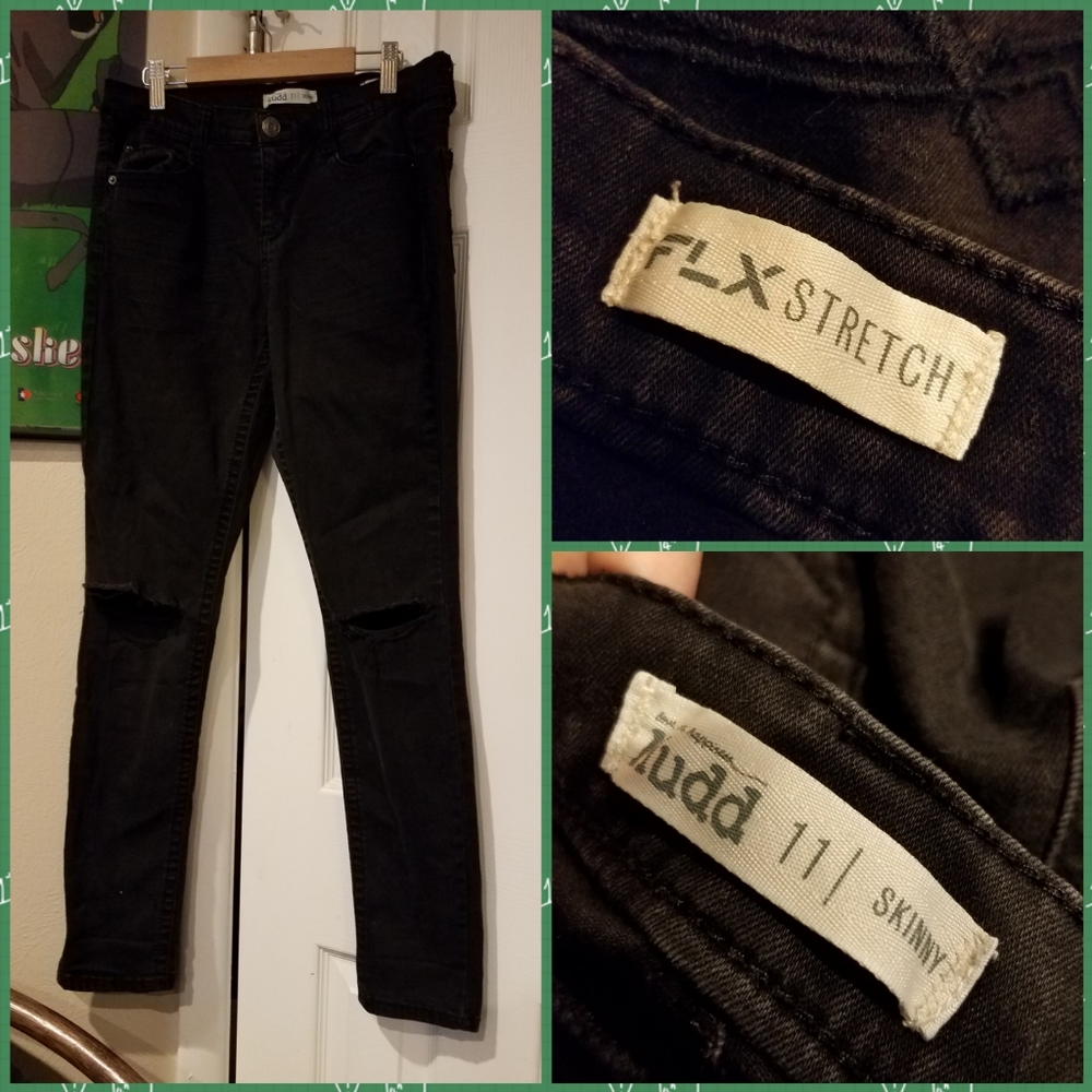 Skinny distressed black stretch jeans